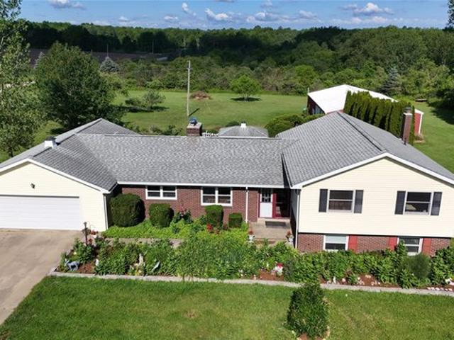 House for sale in Edinboro, Pennsylvania