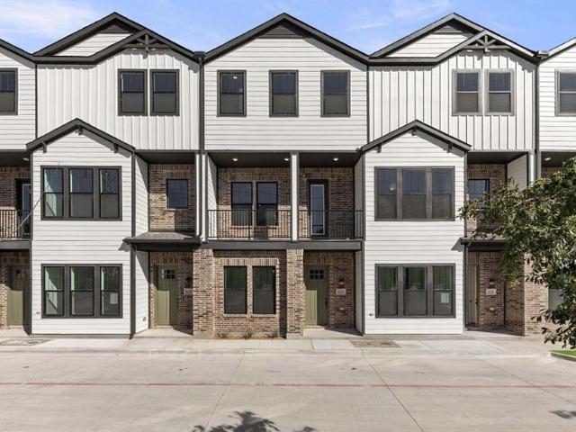 Townhouse for sale in Plano, Texas