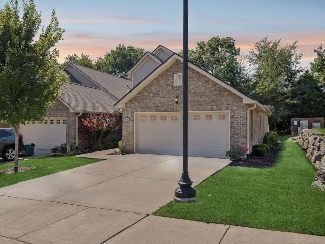 Townhouse for sale in Spring Hill