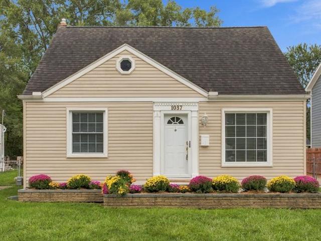 House for sale in Royal Oak, Oakland County