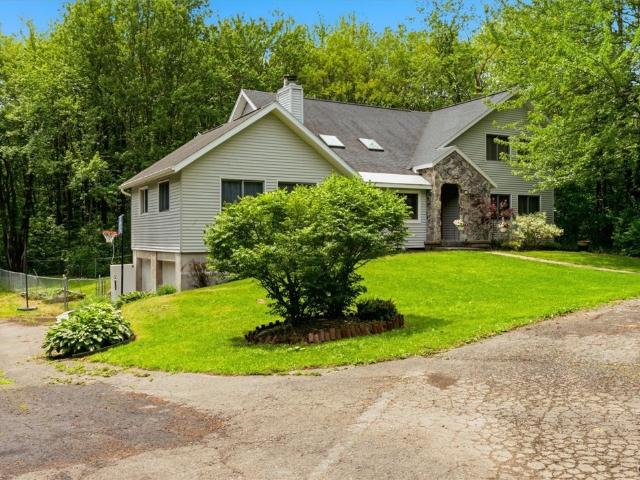 House for sale in Oneida, New York