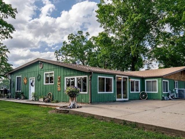 House for sale in Marion, Illinois