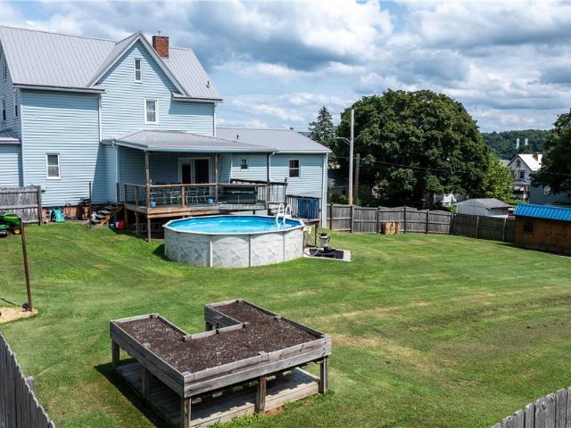 House for sale in Brackenridge, Pennsylvania