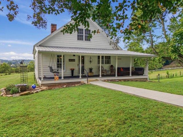 House for sale in Hayesville, North Carolina