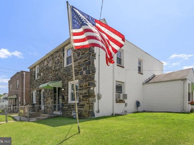 Townhouse for sale in Delco, Pennsylvania