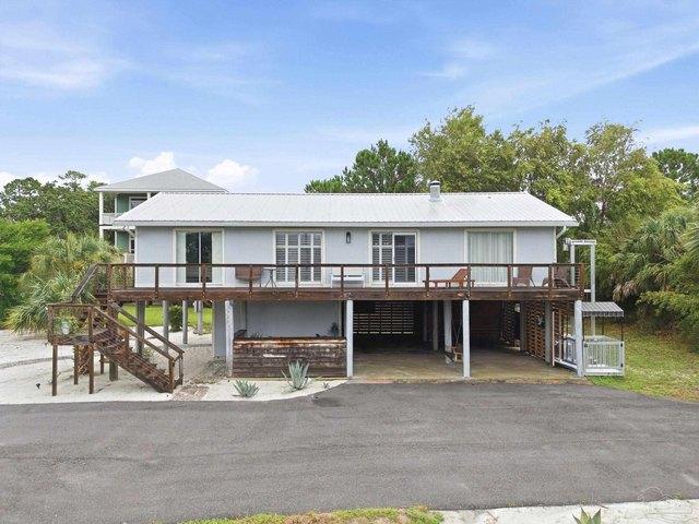 House for sale in Gulf Breeze, Florida