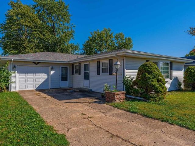 House for sale in Lincoln, Logan County