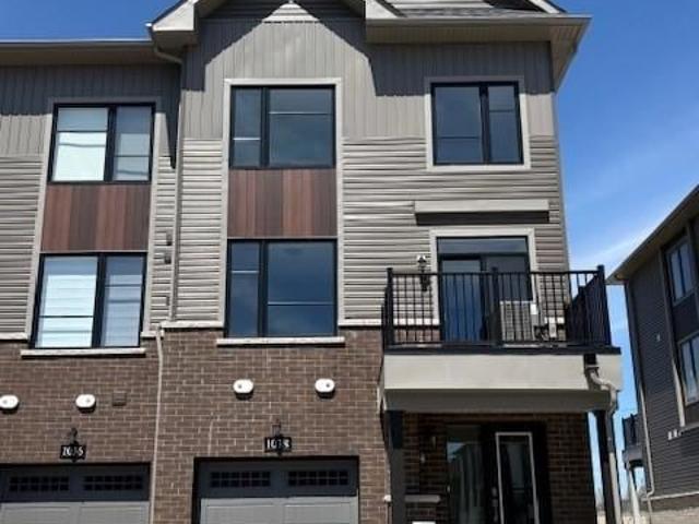 Townhouse for sale in Woburn, Ontario