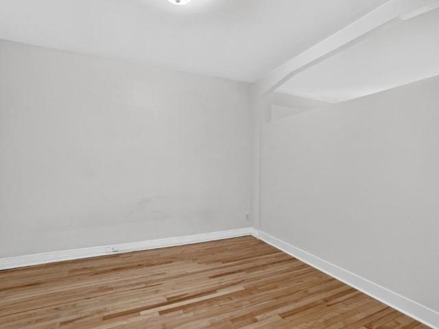 Apartment for rent in St. Leonard's, Quebec