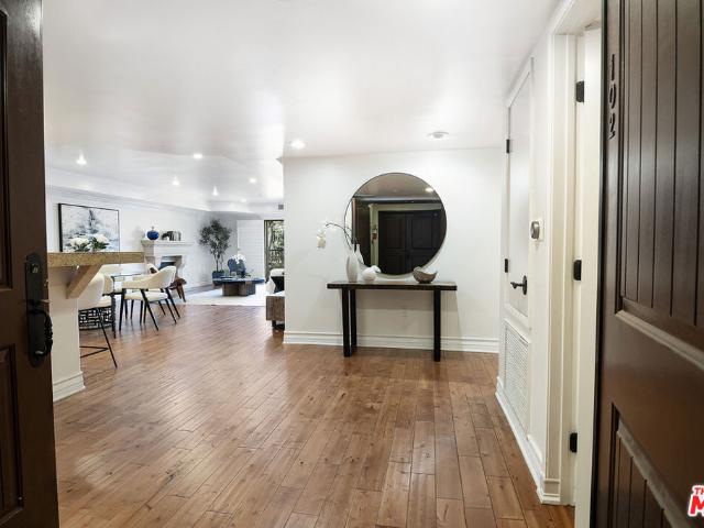 Condo for sale in Canoga Park, California