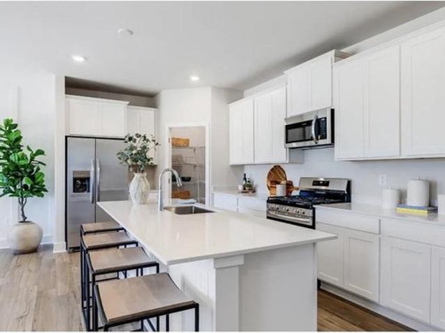 House for sale in White Plains, Maryland