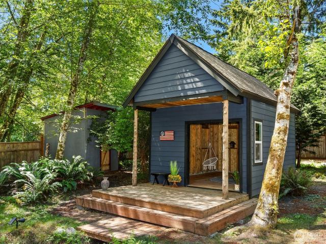House for sale in Bainbridge Island, Washington