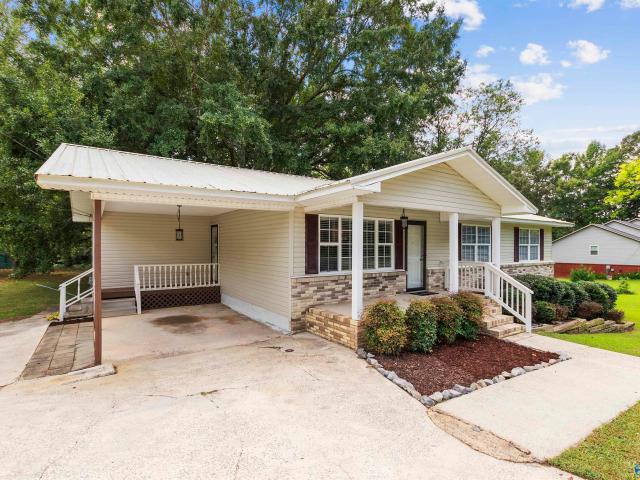 House for sale in Arab, Alabama