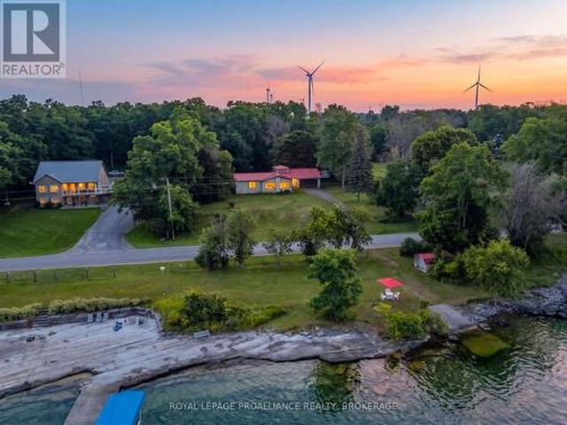 House for sale in Frontenac Islands, Ontario