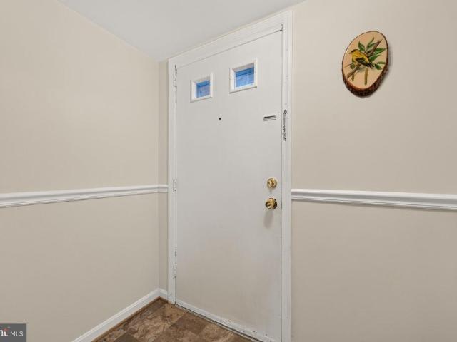 Condo for sale in Newberry, Sterling