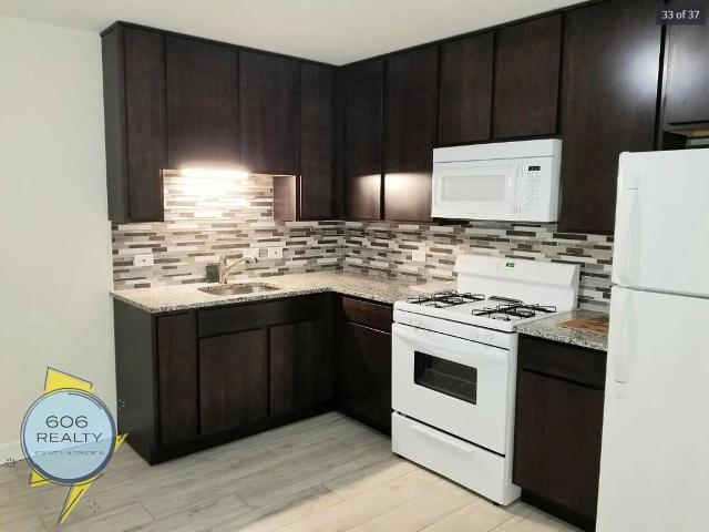Apartment for rent in Wheaton, DuPage County
