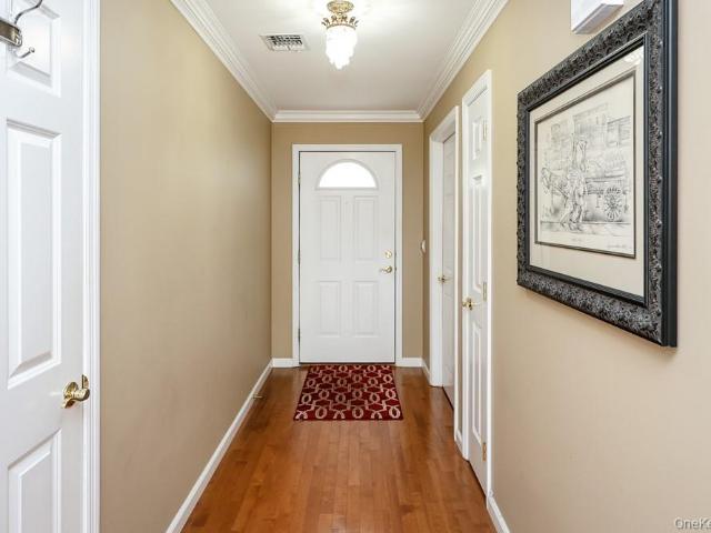 Condo for sale in The Greens at Half Hollow, Town of Huntington