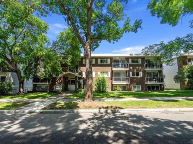 Condo for sale in Wedgewood, Alberta