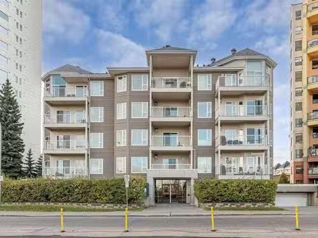 Condo for sale in Wedgewood, Alberta