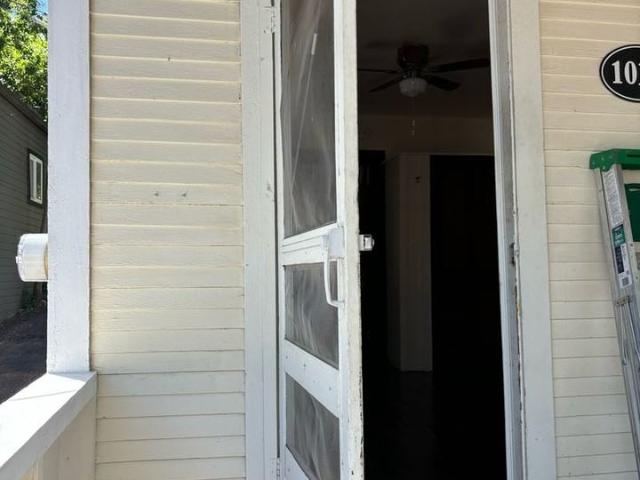 Apartment for rent in Manitou Springs, Colorado