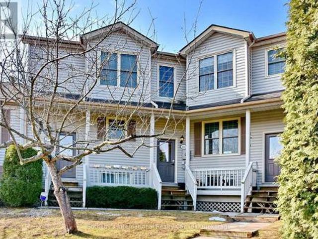 Townhouse for rent in Grey, Ontario