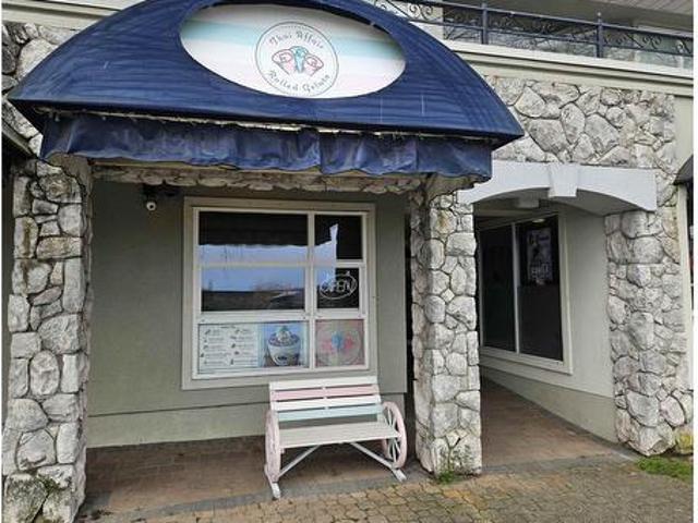 Commercial for rent in White Rock, British Columbia