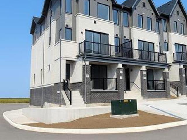 Townhouse for rent in Cobourg, Ontario