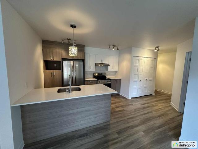 Apartment for rent in Sainte-Rose, Laval (région administrative)
