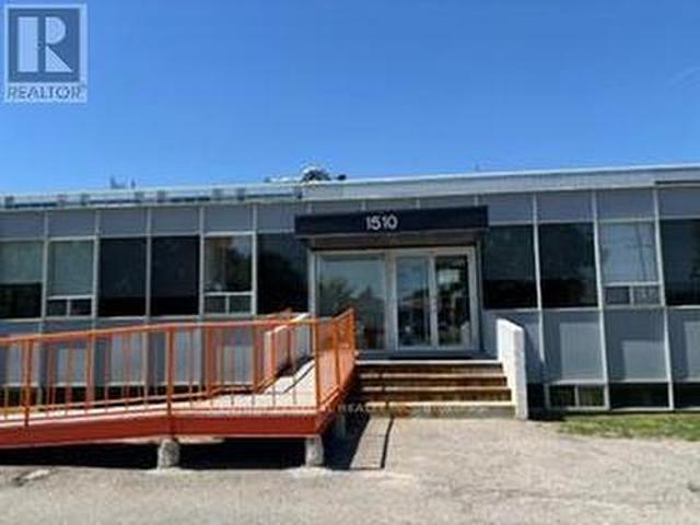 Commercial for rent in Woburn, Ontario