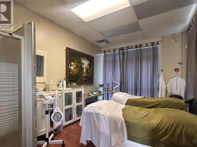 Office for sale in Maple Ridge, British Columbia