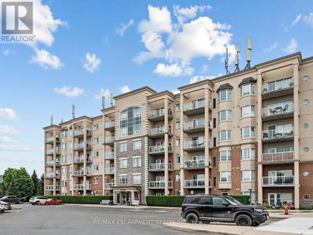 Condo for sale in Milton, Ontario