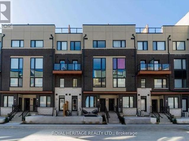 Townhouse for sale in Durham, Ontario