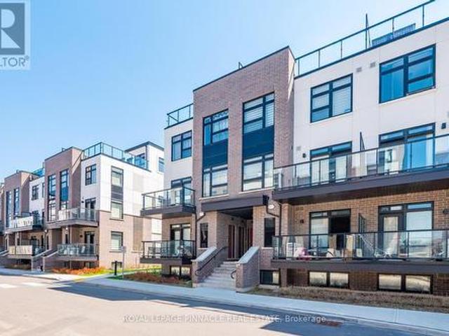 Townhouse for sale in Milton, Ontario