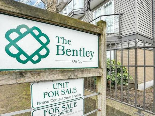 House for sale in Abbotsford
