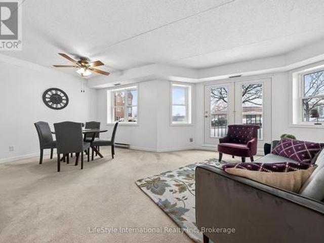 Condo for sale in Guelph, Ontario