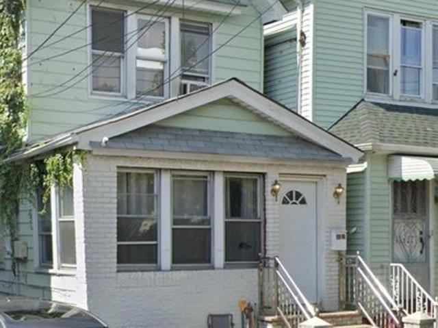 House for sale in Richmond Hill, Georgia