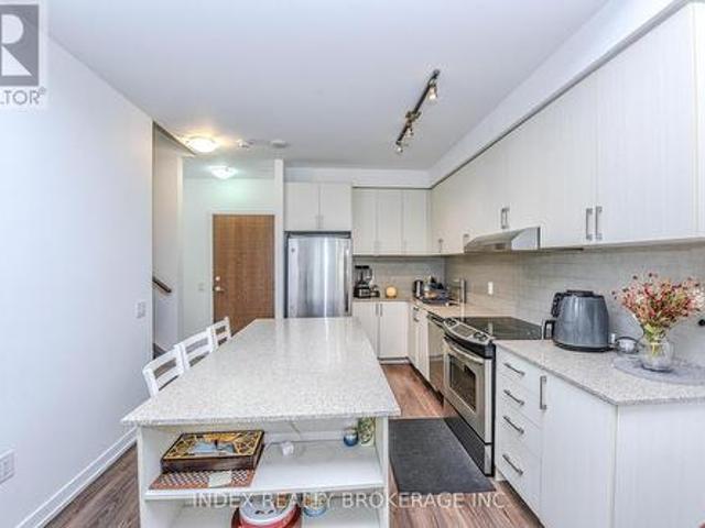 Townhouse for sale in Mississauga, Ontario