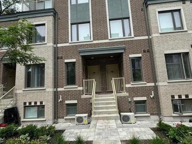 Townhouse for rent in Etobicoke—Lakeshore, Toronto