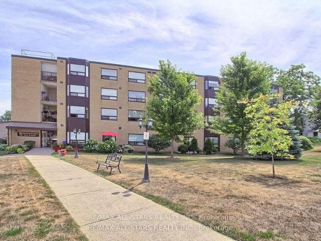 Condo for sale in Woburn, Ontario