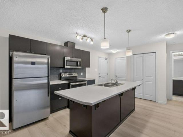 Condo for sale in Albany, Edmonton