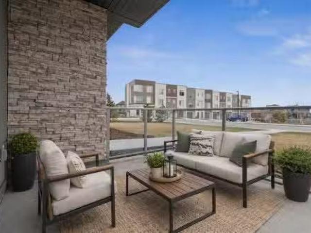 Condo for sale in Shawnee Slopes, Calgary