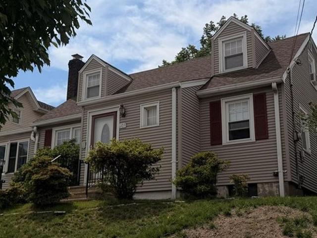 House for sale in Wood Ridge, New Jersey