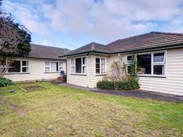 House for rent in Bryndwr, Canterbury