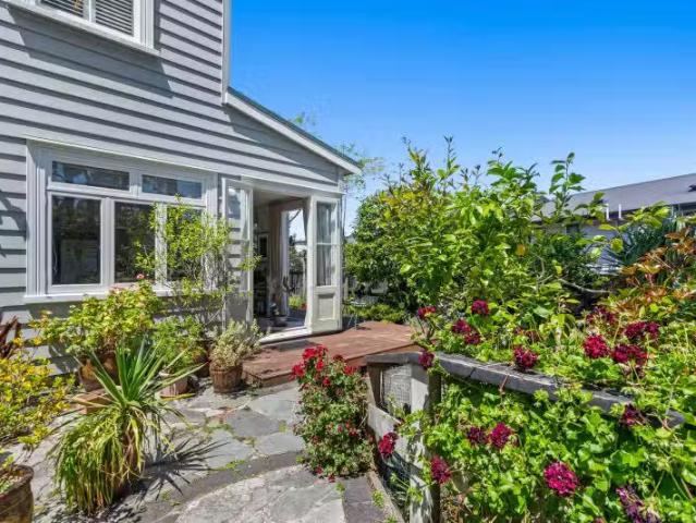 House for sale in Owhata