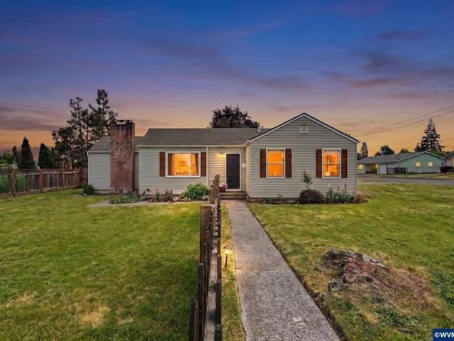 House for sale in Oregonia