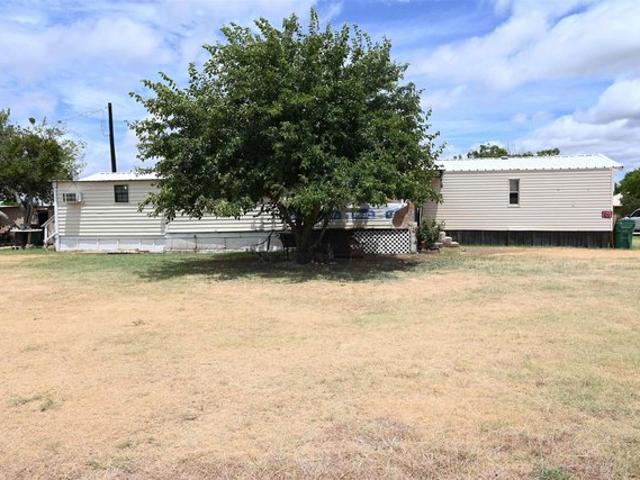 House for sale in Electra, Texas
