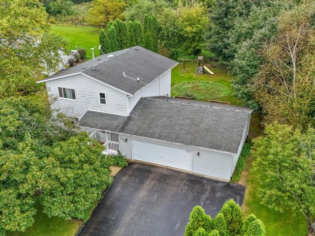 House for sale in Poplar Grove, Boone County