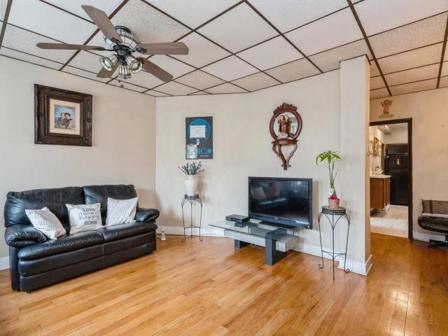 House for sale in Hudson, New Jersey