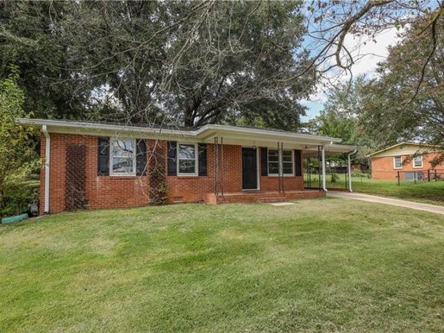 House for sale in Crestview Heights, Easley