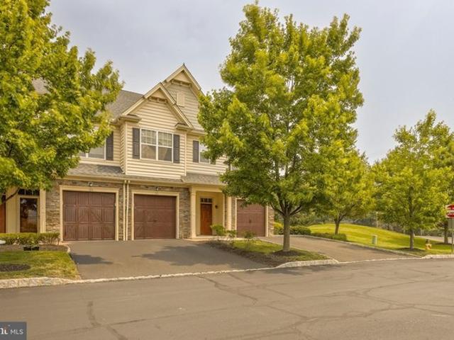 Condo for sale in Norristown, Pennsylvania